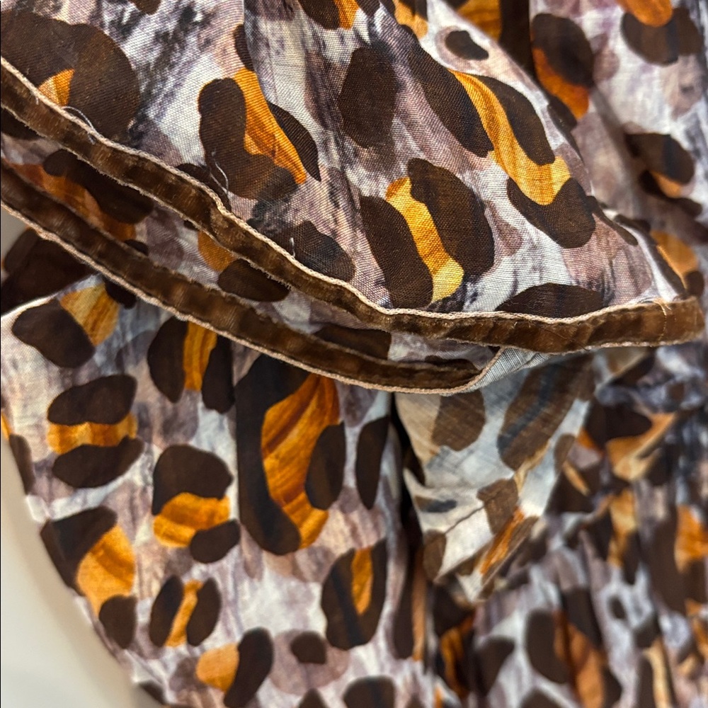 THML Flutter Sleeve Leopard Maxi Dress Medium NWT NEW Flowy Animal Print - Picture 7 of 11